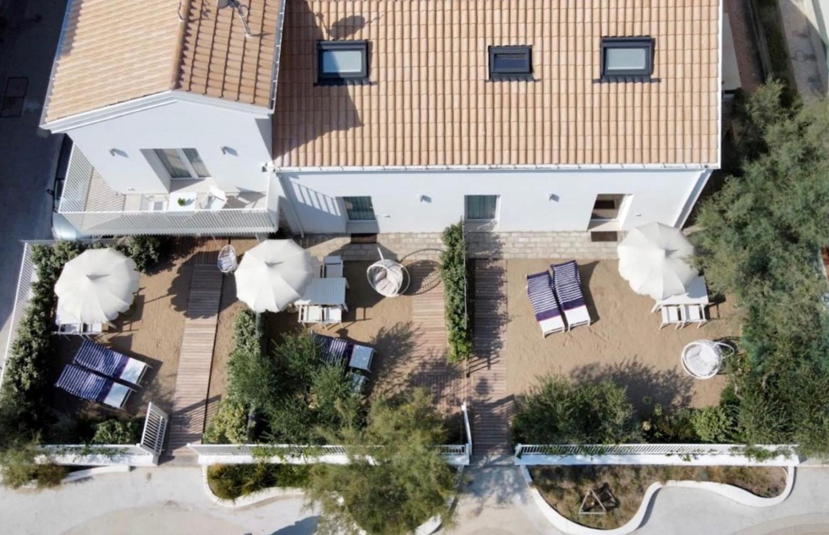Villa Le Agavi Luxory Beach Surfhouse 벨레지아아지마리나 외부 사진