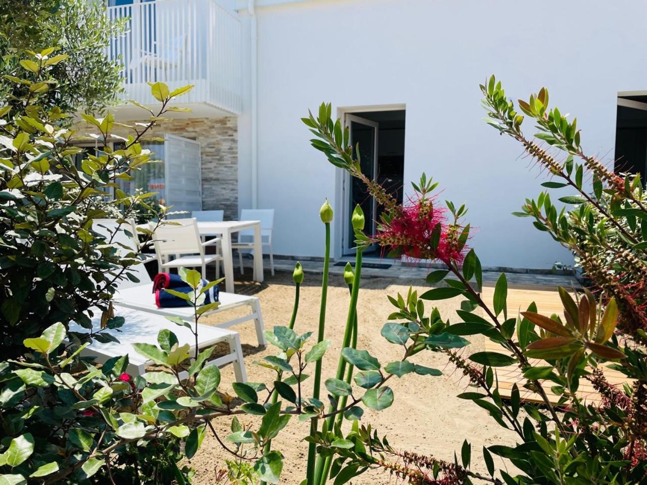 Villa Le Agavi Luxory Beach Surfhouse 벨레지아아지마리나 외부 사진